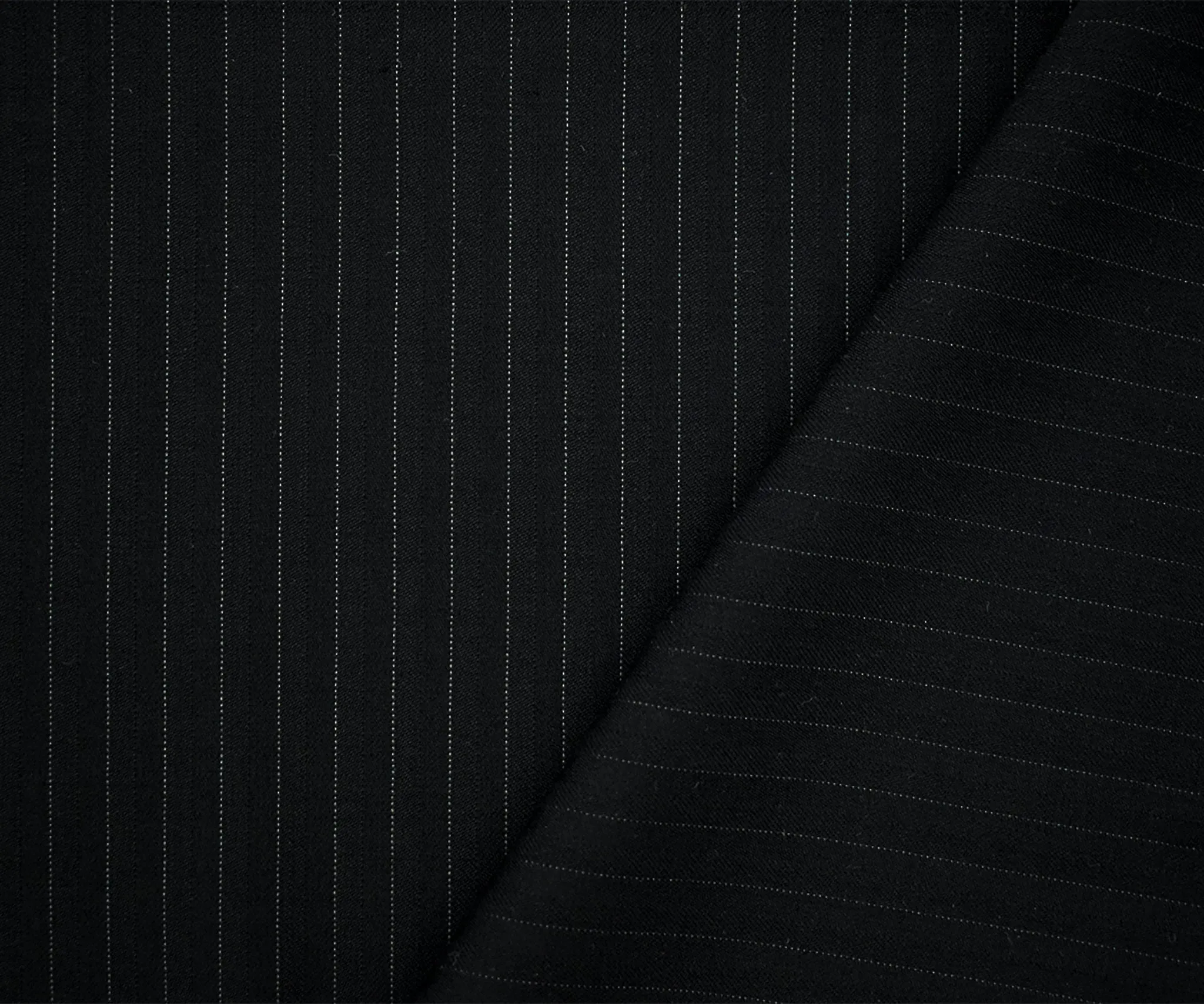 Black-Gray Wool-Polyester Pinstripe Herringbone Woven Shirting Fabric