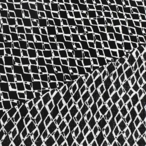 Black-White Diamond Chain Printed Crinkled Georgette Woven Fabric