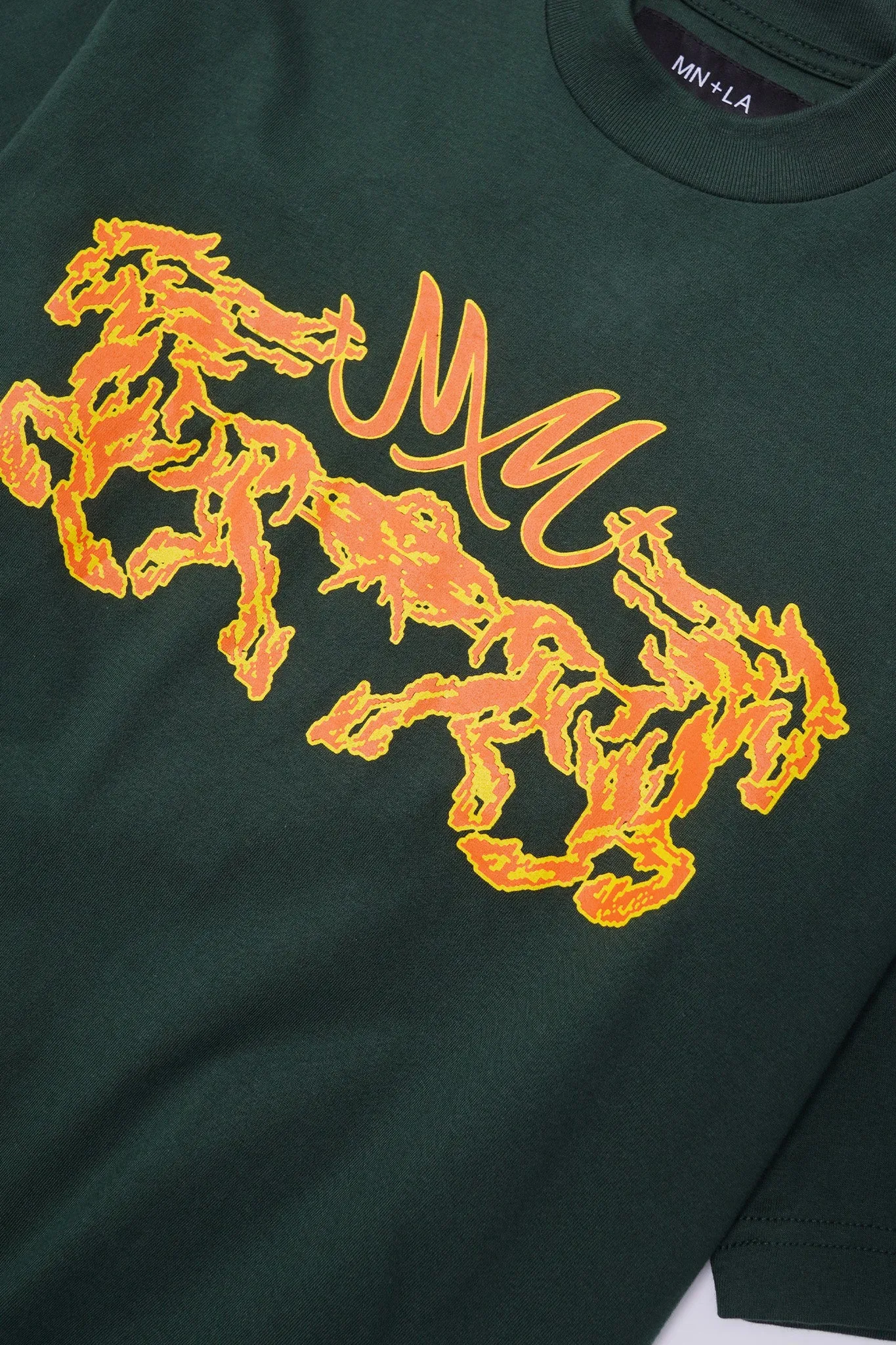 BURNING STALLION TEE IN HUNTER GREEN