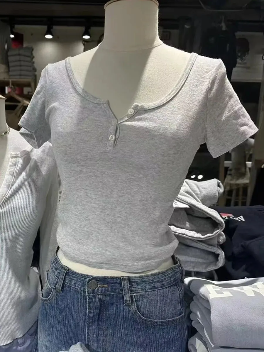 Girlary Three Buttons Slim T Shirt Women Summer Short Sleeve Round Neck Tee Shirt Femme Y2k Harajuku Casual Simple Cotton T-shirts
