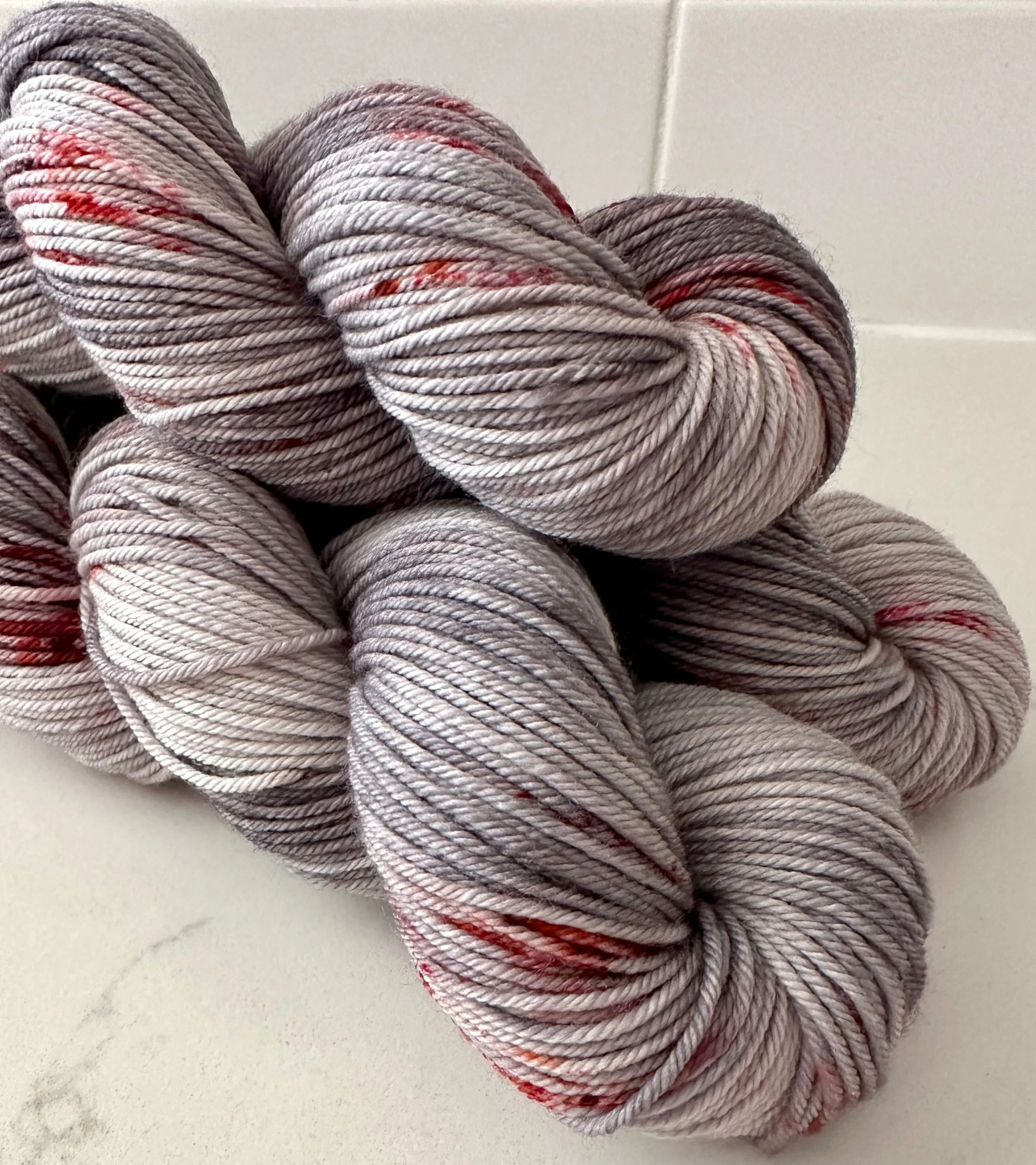 Hand Dyed Yarn "Splattered" Grey Silver Red Scarlet Wine Orange Chestnut Rust Speckled Merino Nylon DK Superwash 248yds 100g