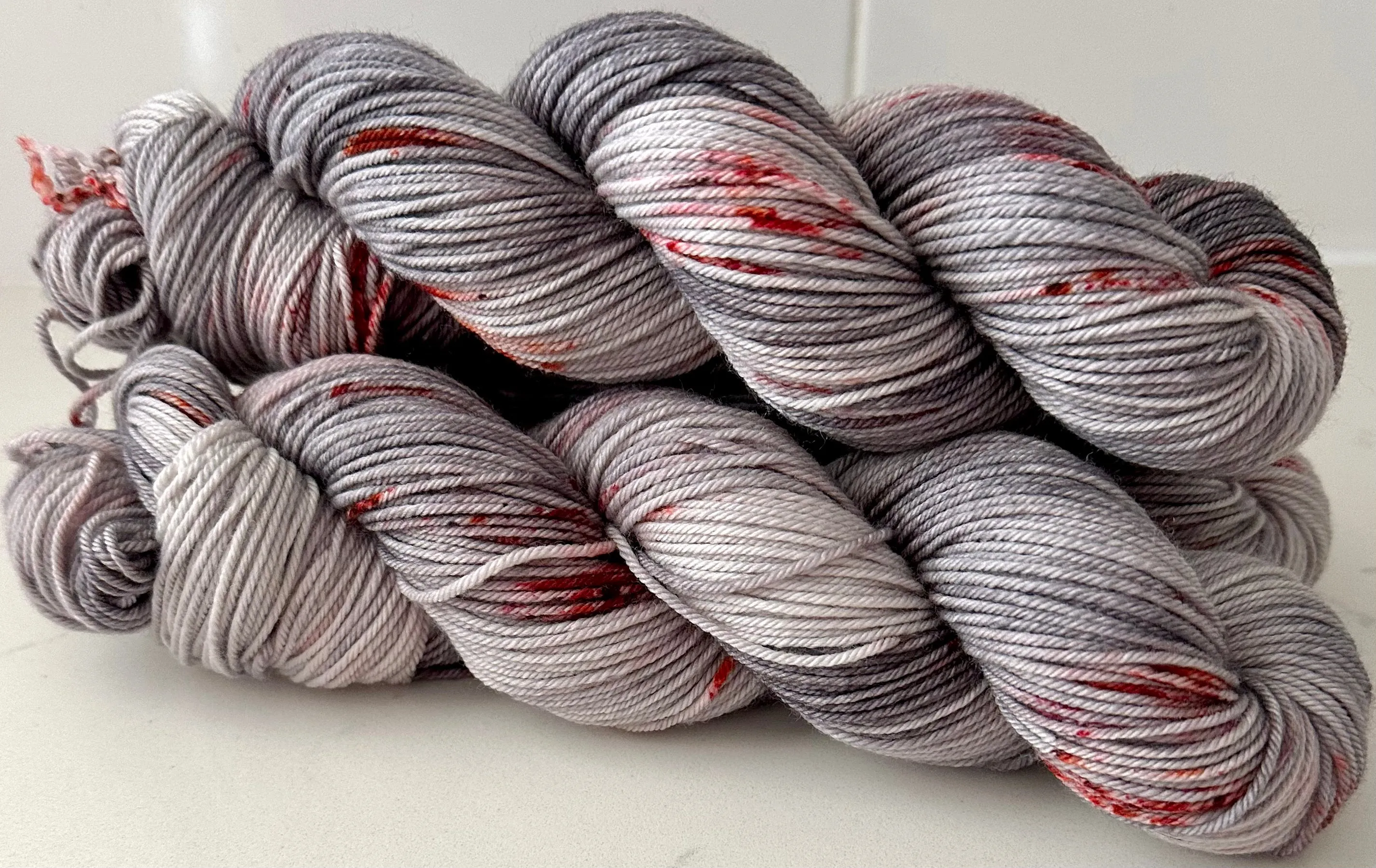 Hand Dyed Yarn "Splattered" Grey Silver Red Scarlet Wine Orange Chestnut Rust Speckled Merino Nylon DK Superwash 248yds 100g